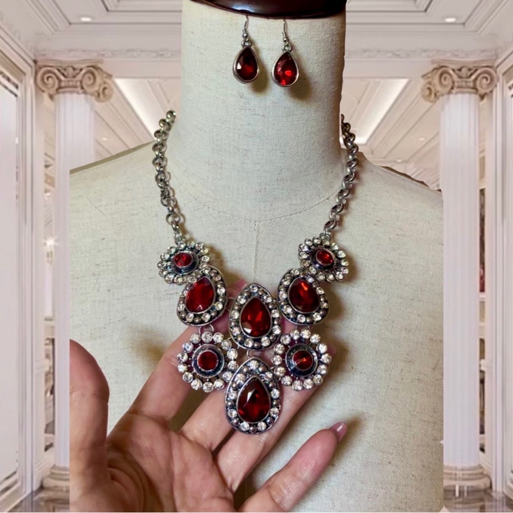 Ruby Red Statement Crystal Fringe Dangle Teardrop Bib Necklace & Earrings Set